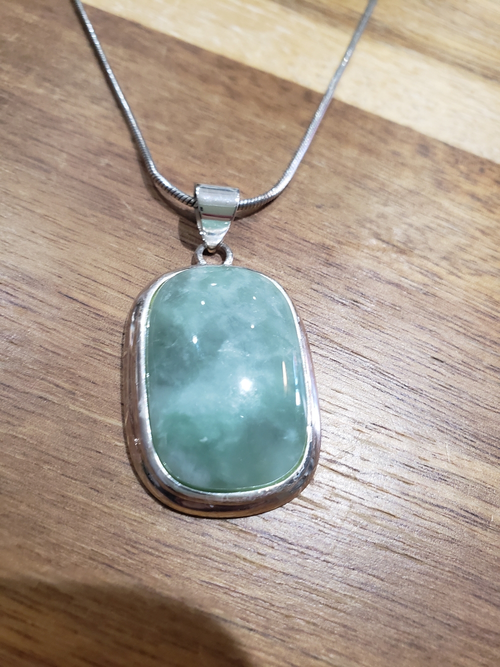 Sterling Silver/Green Jade Colour Pendant Necklace